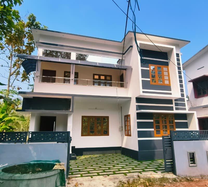 BUDGET FRIENDLY VILLA @ PUKKATTUPADY | NADAKAVU