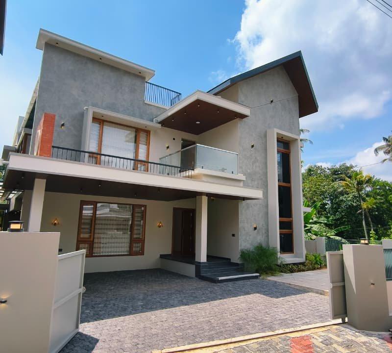 HOMES IN KUZHIVELIPADI | 4BHK |