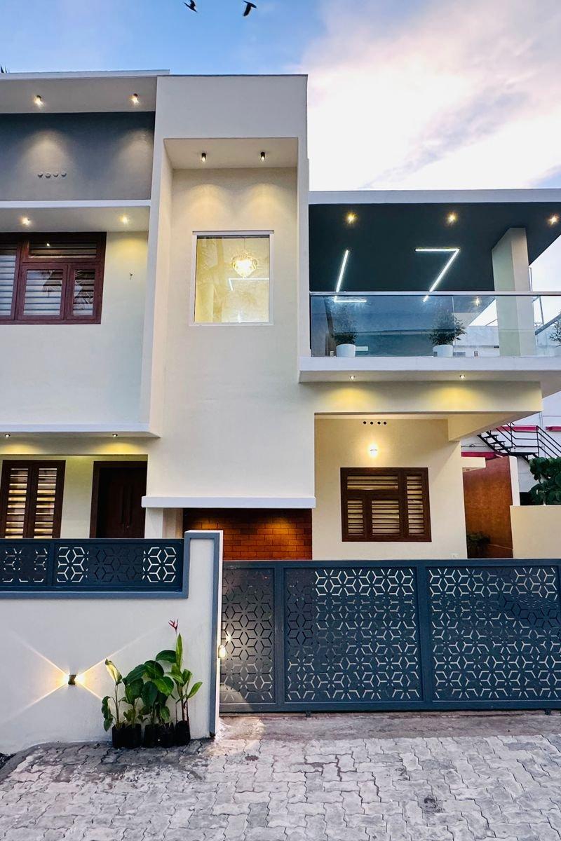 VILLAS NEAR METRO STATION | ALUVA | AIRPORT