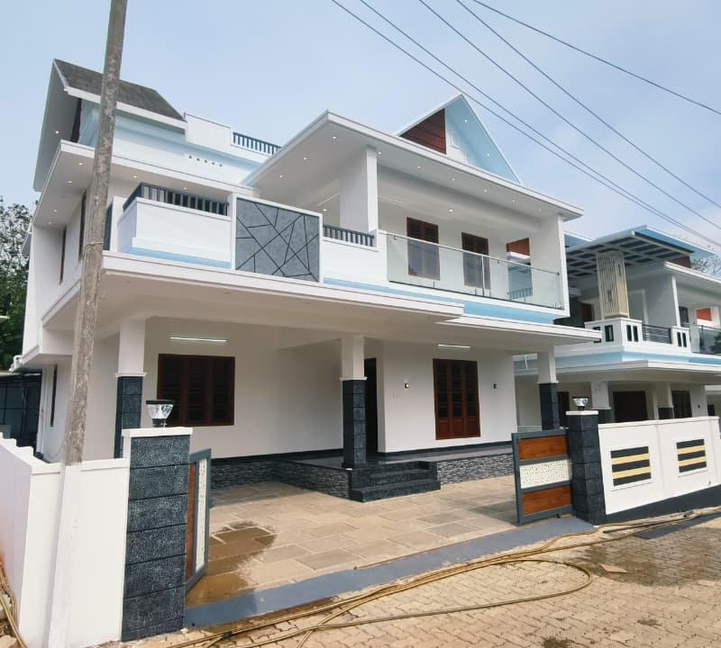 VILLAS NEAR PALLIKARA | INFOPARK |82 LAKH|FYD34
