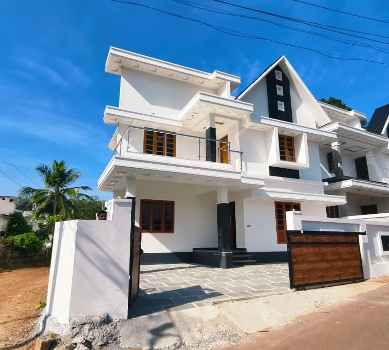 HOUSE IN CHEMMALAPADI | NEAR KIZHAKKMABALAM BYPASS