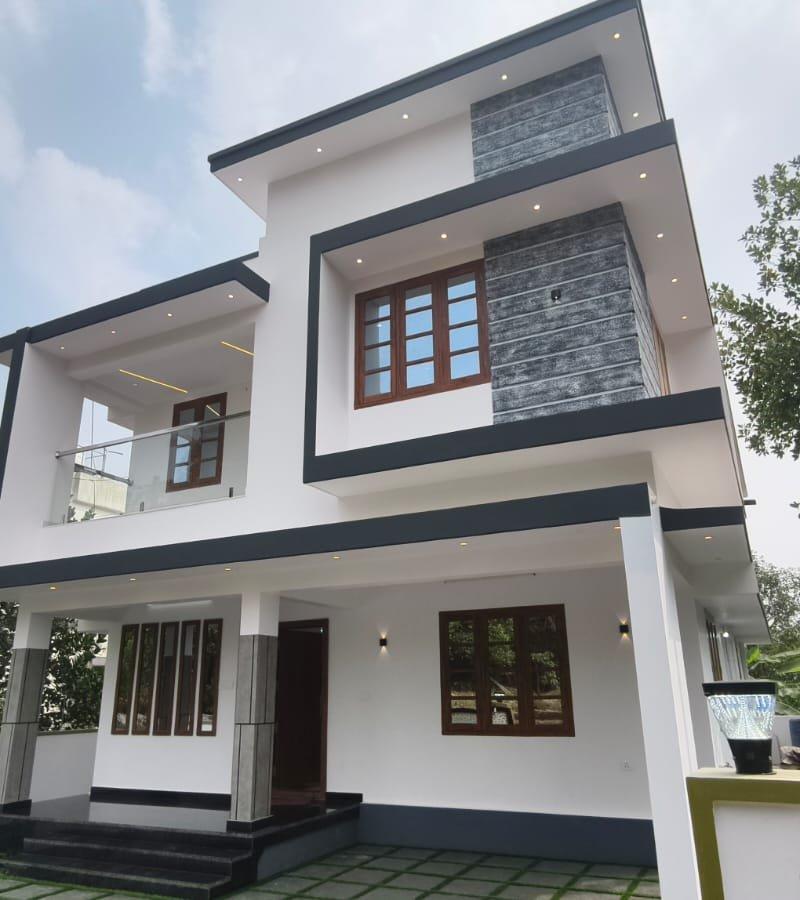 VILLAS IN AMBUNAD NEAR PUKKATTUPADY ALUVA |AMBUNAD