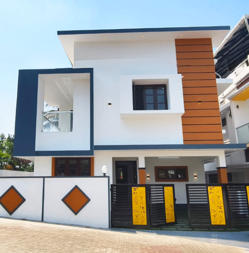 A NICE HOUSE 100 METERS AWAY FROM THE BUS ROUTE IN PUKKATTUPADI EDAPPALLY